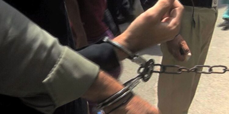 Pakistan arrests 2 Daesh terrorist in port city Karachi