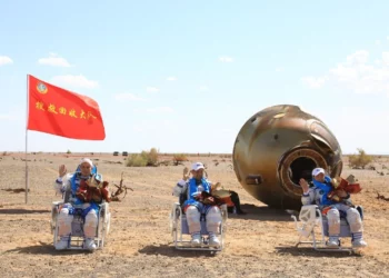 Shenzhou-12 astronauts return to Earth from space station mission