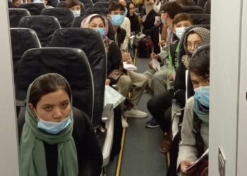 US TV host praises Pakistan PM for journalists, American citizens evacuation from Kabul