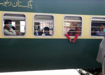 Pakistan imposes strict restrictions for non-vaccinated travel