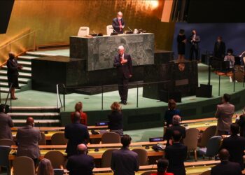 Volkan Bozkir hands over UNGA presidency to former Maldives top diplomat