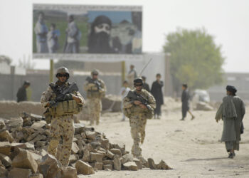 Over 280 Australians still stranded in Afghanistan