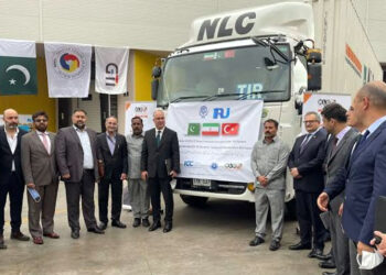 Pakistan, Turkey land-rout trade begins, 1st truck reaches Turkey Via Iran