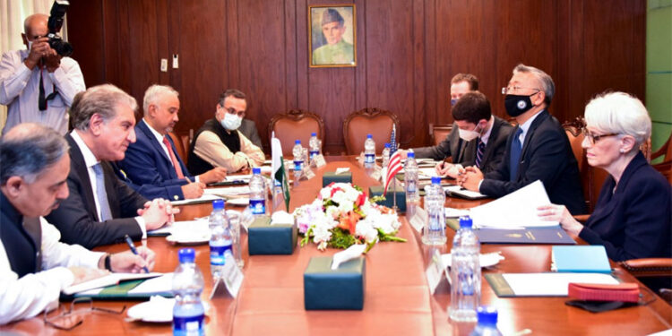 Pakistan US top officials discuss Afghanistan