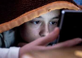 Facebook introduce new checks for youngsters using the platform