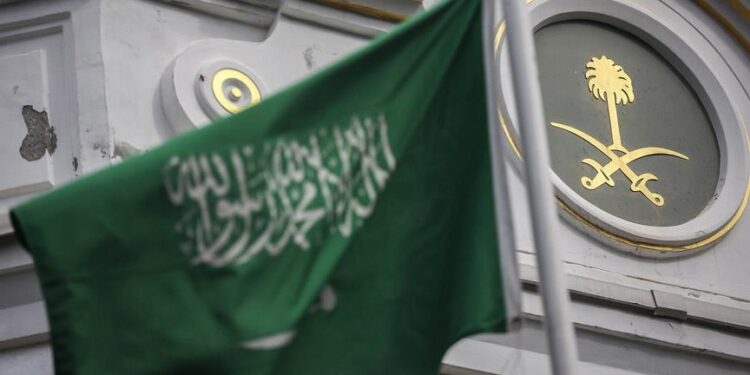 Saudi Arabia launches climate initiative at cost of $10.4B