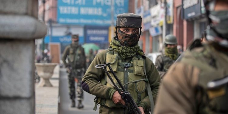 Indian forces kill 5 more Kashmiris in “extra-judicial” murders