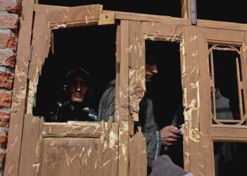 Kashmir: 6 youth killed as Indian armed forces carry out offensive military operations