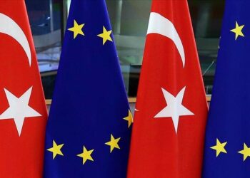 EU supports open dialogue with Turkey