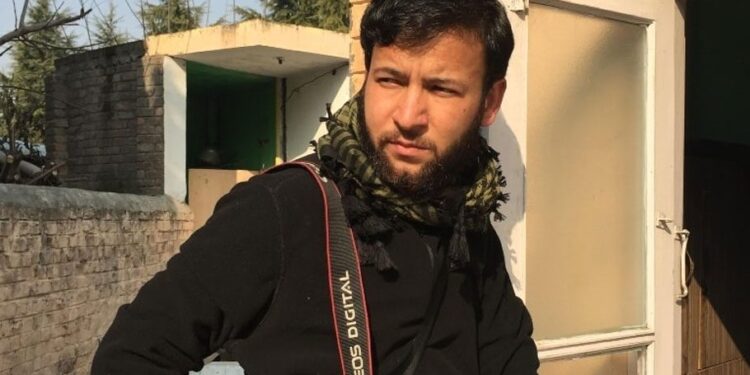 Kashmir: Journalist fraternity calls for immediate release of detained journalist Sajad Gul