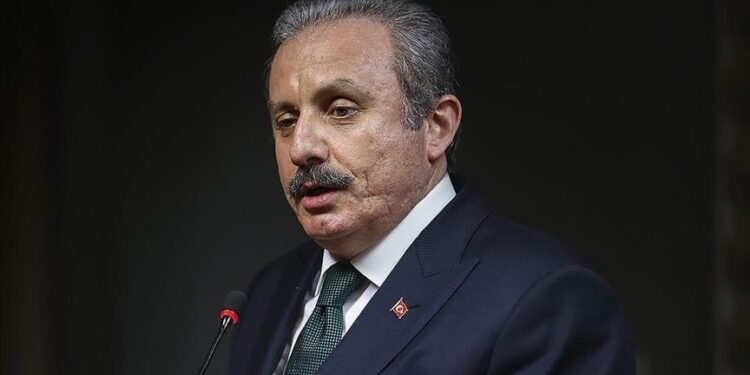 Turkish parliament speaker congratulates Australia on its national day