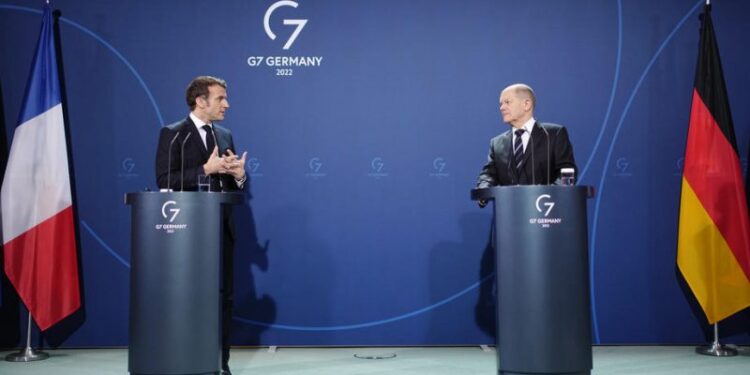 Macron, Scholz issue warning to Russia ‘will pay heavy price’ if Ukraine attacked