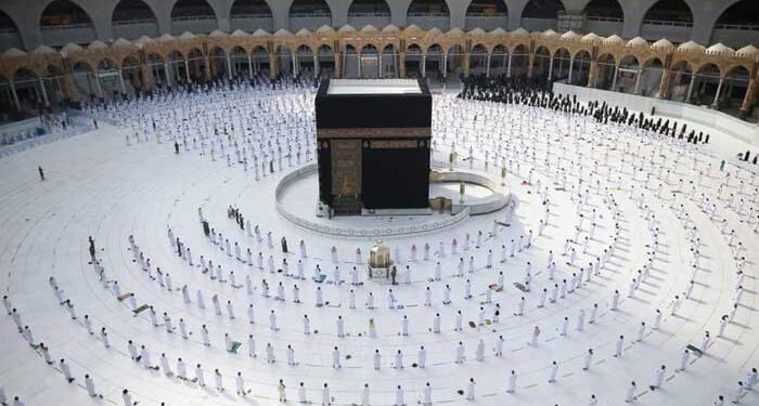 Saudi Arabia abolishes vaccination requirement for Umrah performers