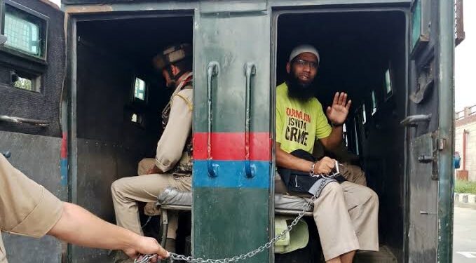 58 Media, Rights Groups Demand Release of Jailed Kashmiri Journalists