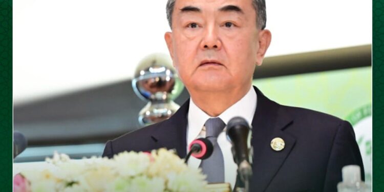 China Vows Support to Resolve Kashmir, Other Disputes using Islamic Wisdom: Wang Yi at OIC Moot