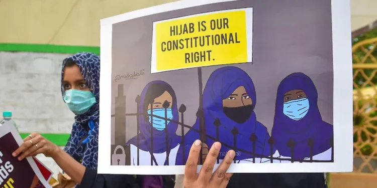 India: Hardline Hindu groups demand extensive restrictions on wearing hijab