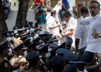 Sri Lanka: Cabinet ministers resign amid protests against inflation, social media ban