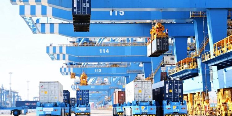 China’s foreign trade up 7.9 percent in first four months