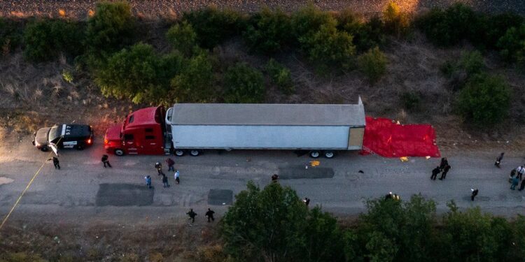 US: 46 Migrants found dead inside tractor-trailer
