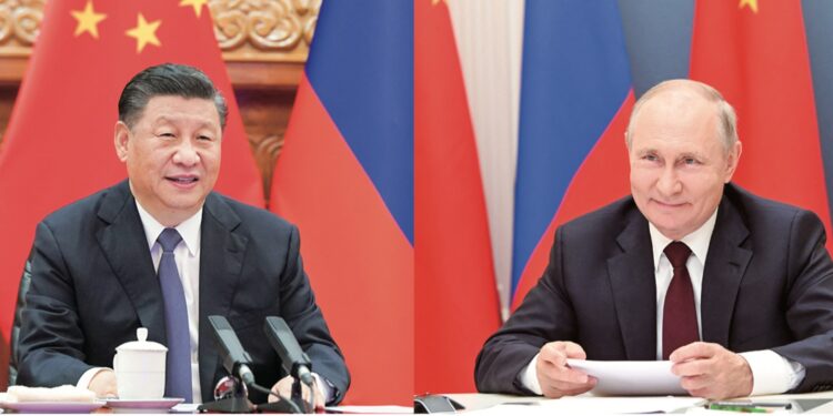 Xi talks with Putin over phone