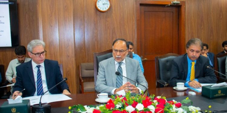 11th JCC on CPEC likely next month,  Pakistan’s Minister for Planning stresses need for cooperation with China