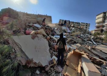 Iran: Five dead, dozen injured in 6.1 magnitude earth quake