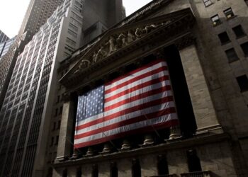 US consumer inflation slows to 5% in March year-over-year