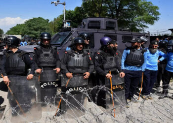 Pakistan authorities gear for Imran Khan’s supporters at his court hearing