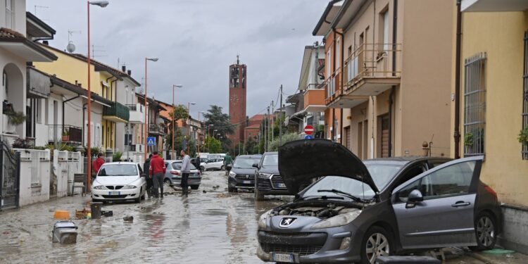 Five dead, Grand Prix postponed after flooding in northern Italy