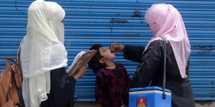 Three policemen injured in firing on polio team in NW Pakistan