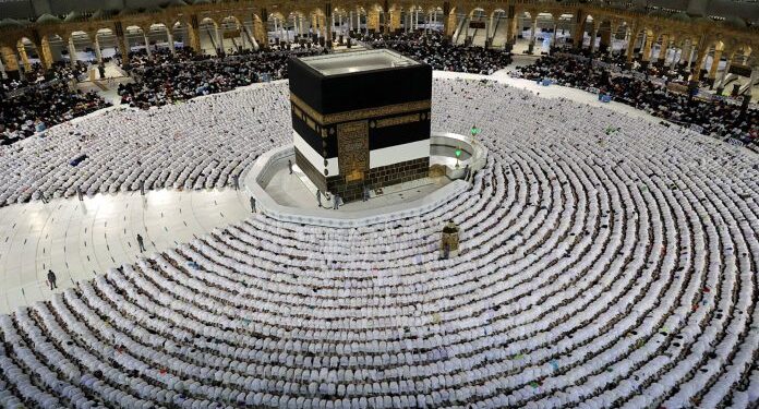 White-Robed pilgrims chanting ‘Labbaik Allahumma Labbaik’ start Hajj journey