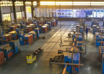 China to facilitate over 3,000 firms to build 5G factories