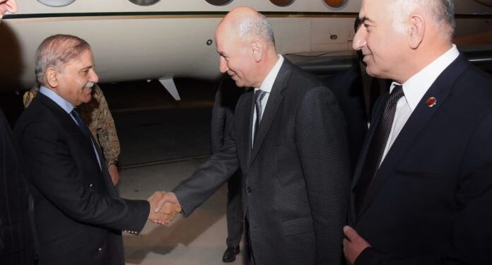 PM lands in Ankara to attend Erdogan’s inauguration