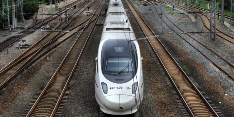 High-speed trains, flights halt operations in south China’s Hainan due to typhoon Talim