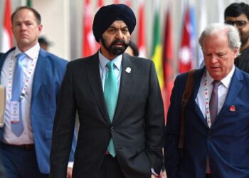 Rich-poor split could tighten ‘grip of poverty’: World Bank chief