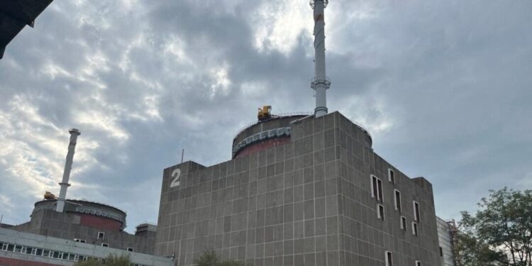 Ukraine says Zaporizhzhia Nuclear Power Plant lost connection to main power line