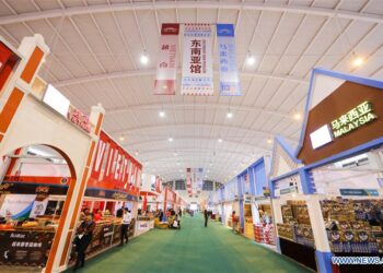 Exhibits from Pakistan arrive at China-South Asia Expo