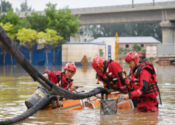 CPC leadership arranges work on flood prevention and relief, post-disaster reconstruction