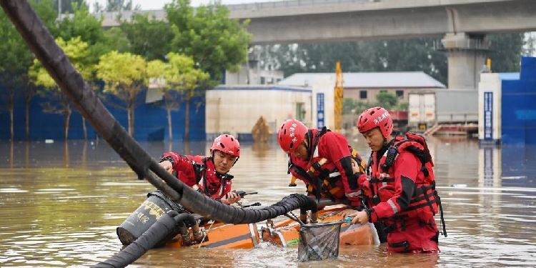 CPC leadership arranges work on flood prevention and relief, post-disaster reconstruction