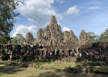 Cambodia records 3 mln int’l tourists in 7 months