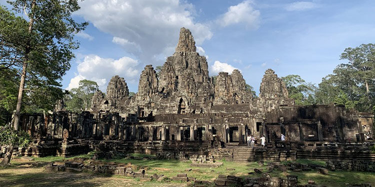 Cambodia records 3 mln int’l tourists in 7 months