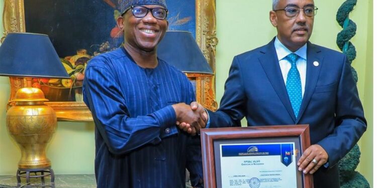 Ethiopian Envoy receives National Peace Award