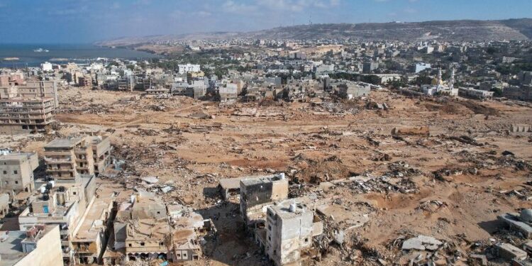 One week after Libya flood, aid effort gains pace