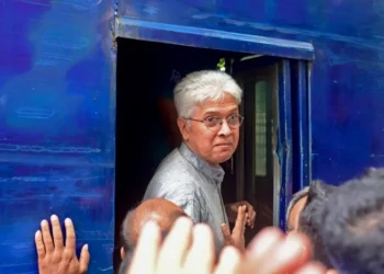 Bangladesh court jails top rights activists for two years