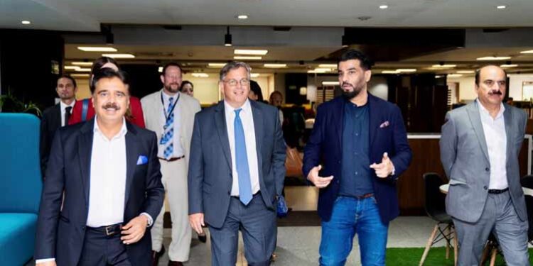 Ambassador Blome highlights benefits of U.S. Private Sector Investment, bilateral relations