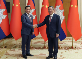 Chinese premier meets Cambodian PM