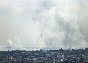 Human Rights Watch says Israel used white phosphorus in Gaza, Lebanon