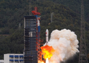 China launches tech-experiment satellite