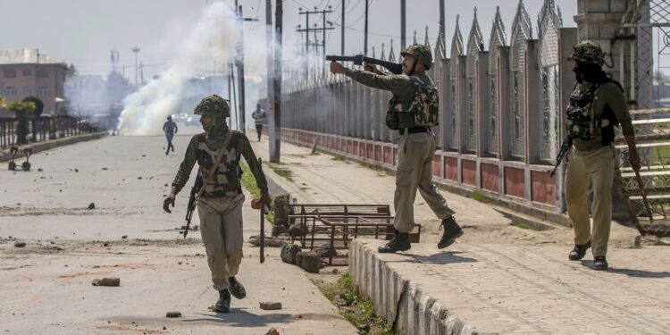 People with conscience all over world urged to raise voice against injustices in IIOJK