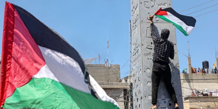 Armed Vs. Peaceful Resistance – What You Need to Know about Muqawama in Gaza